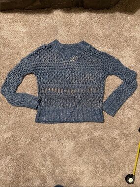 Decree Open-Weave Crewneck pullover top in Denim Blue Y2K